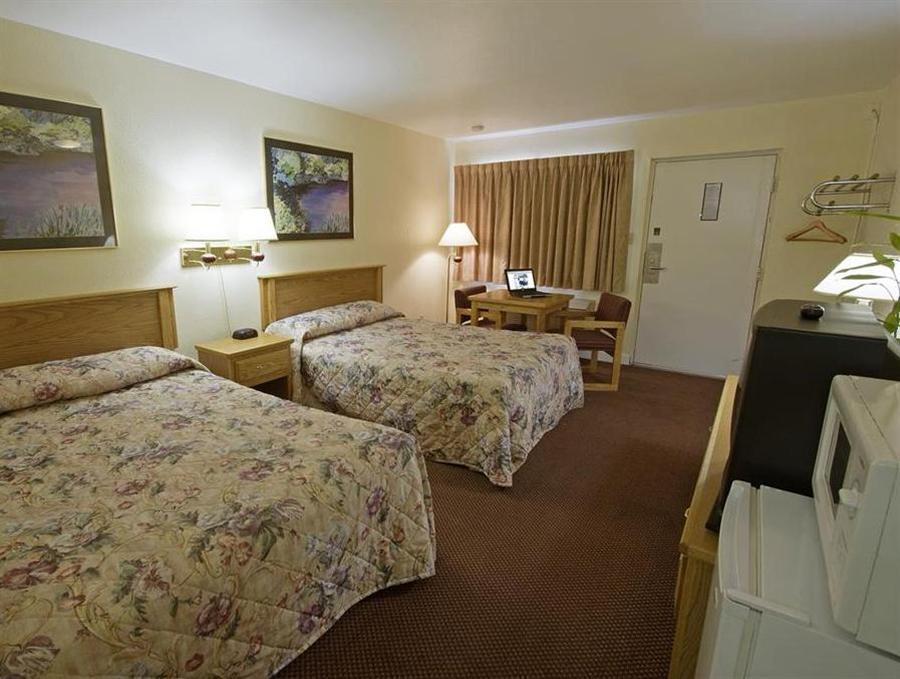 Executive Inn Форт Уэйн Экстерьер фото
